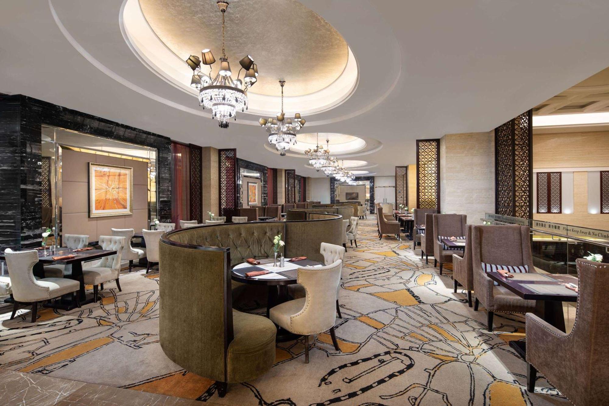 Hotel Wyndham Xinyang Downtown Exterior foto